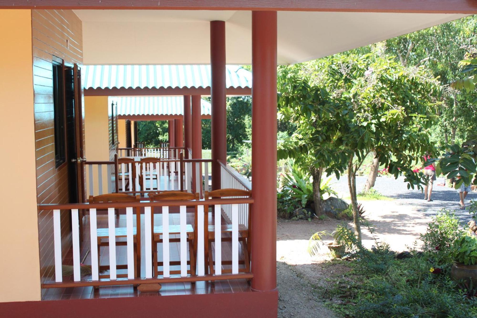 Lam-Tong Resort Don Sak Екстериор снимка