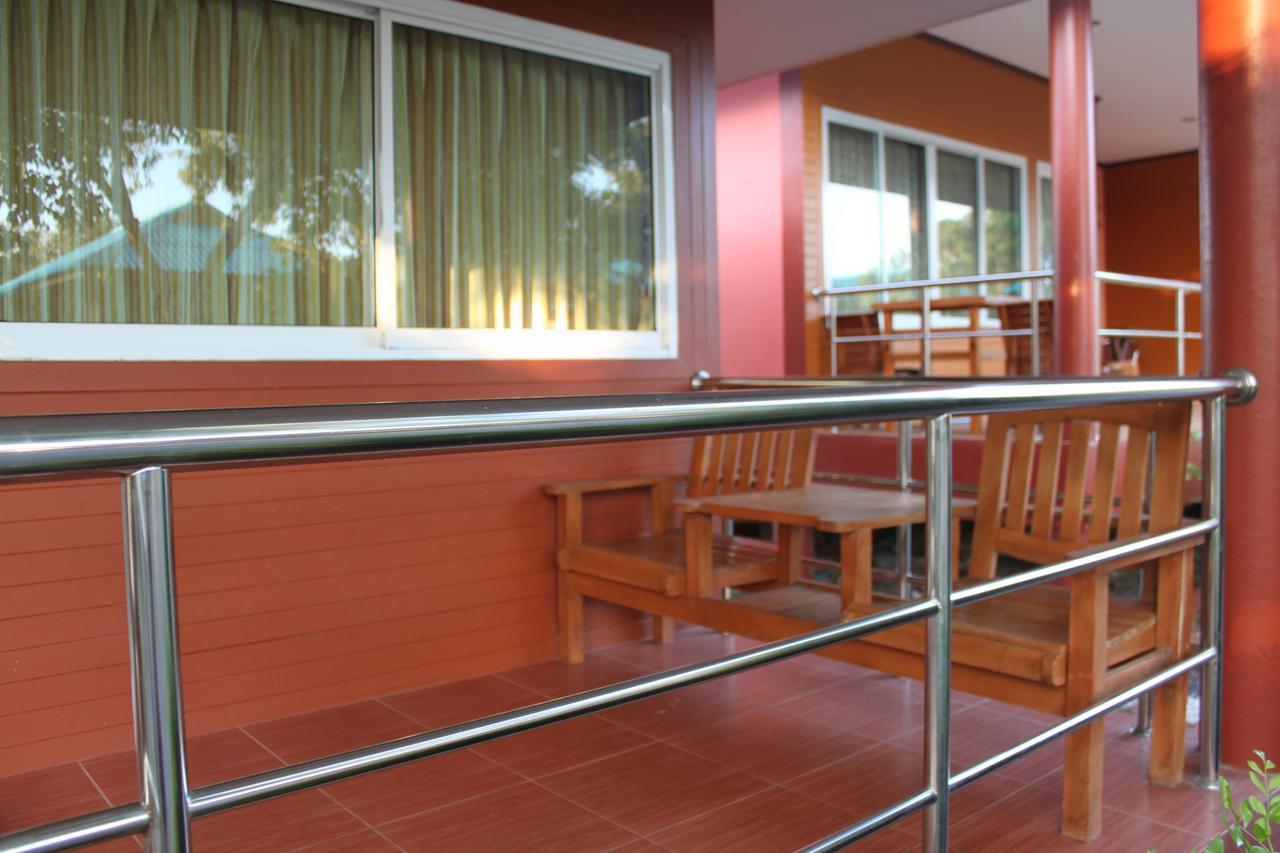 Lam-Tong Resort Don Sak Екстериор снимка